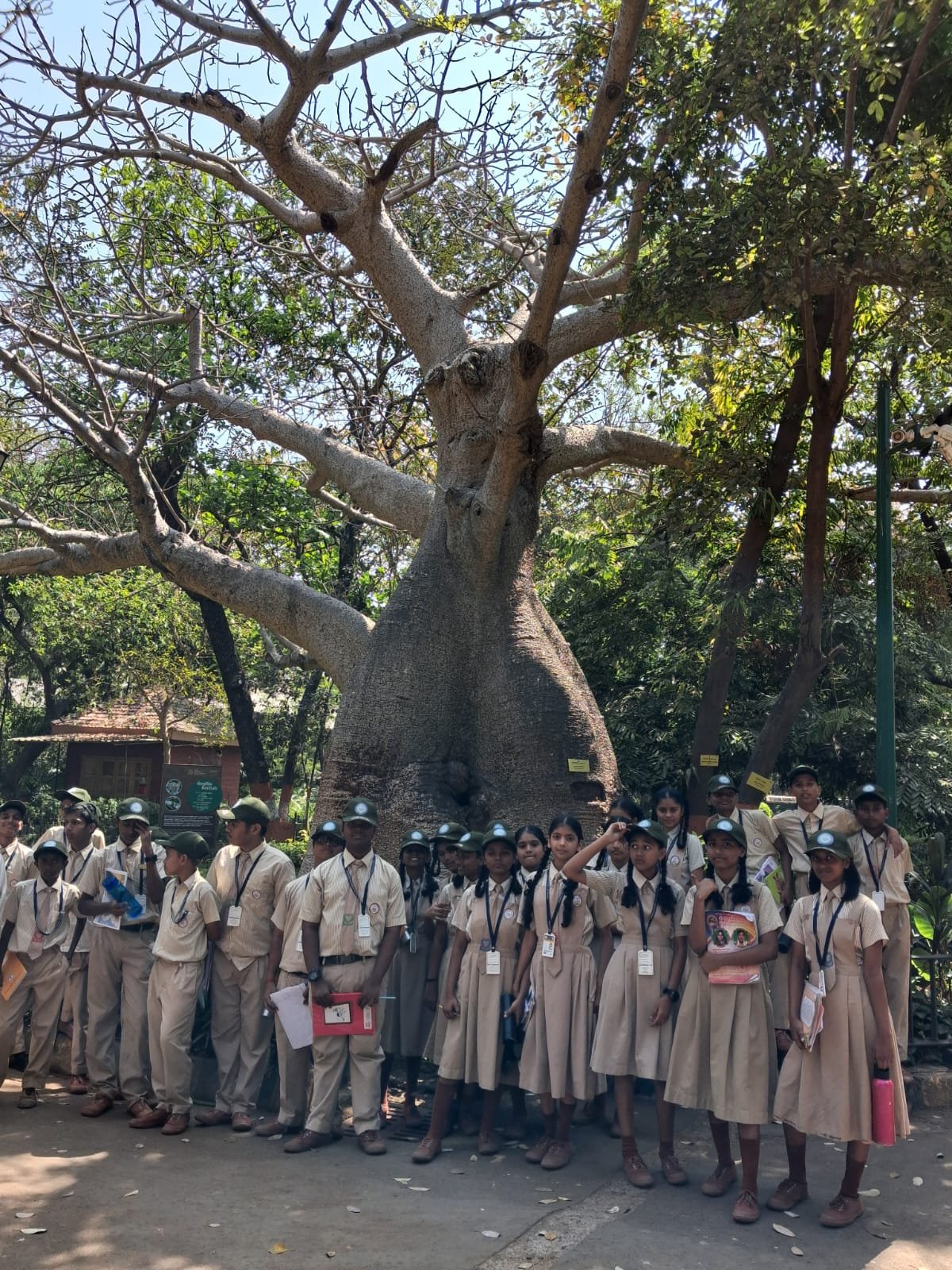 इको क्लब अंतर्गत विद्यार्थ्यांची शैक्षणिक सहल- जिजामाता उद्यान, भायखळा